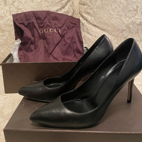 Real Gucci heels - Picture 2 of 4
